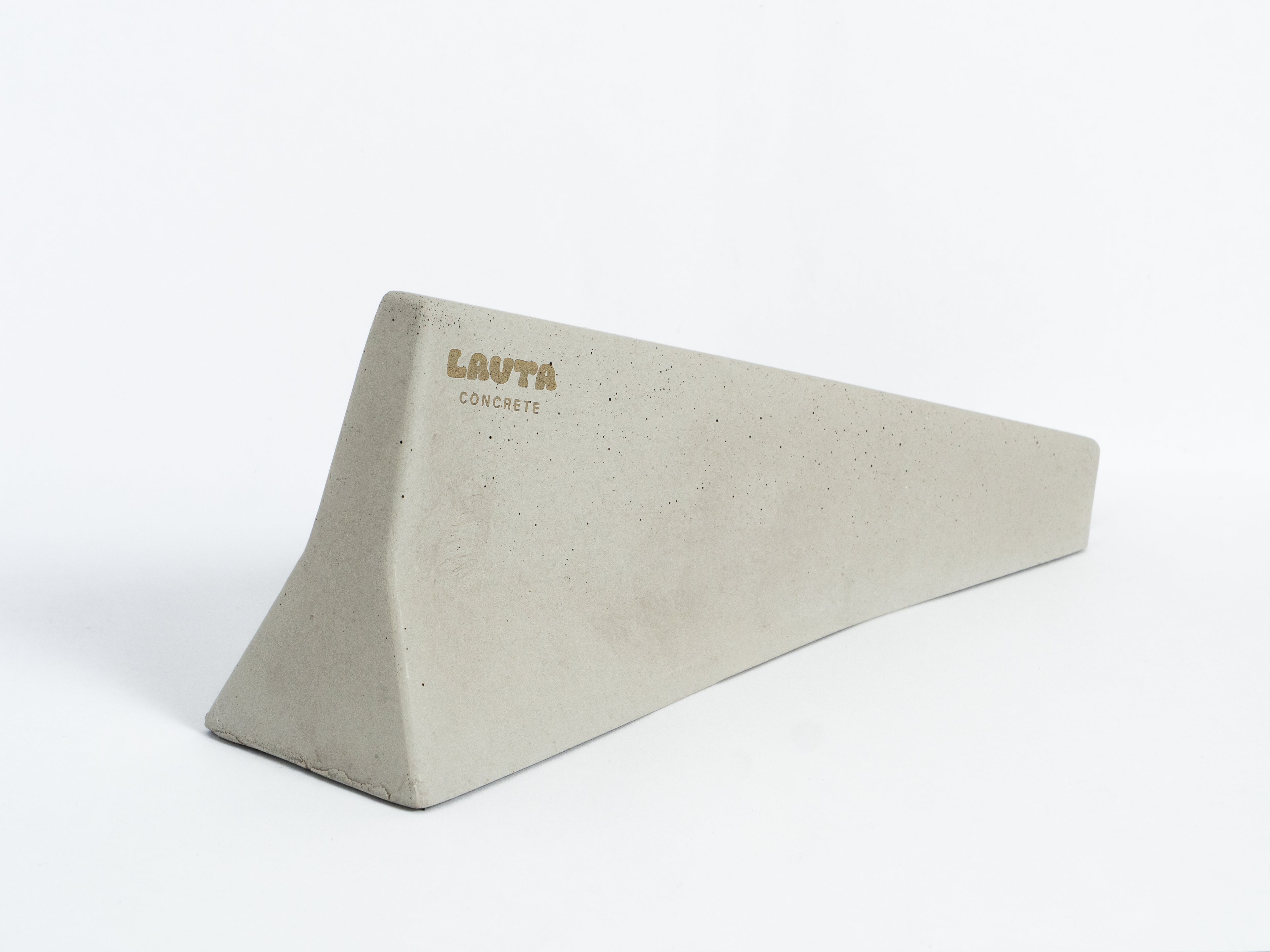 Lauta Concrete Low to High Barrier