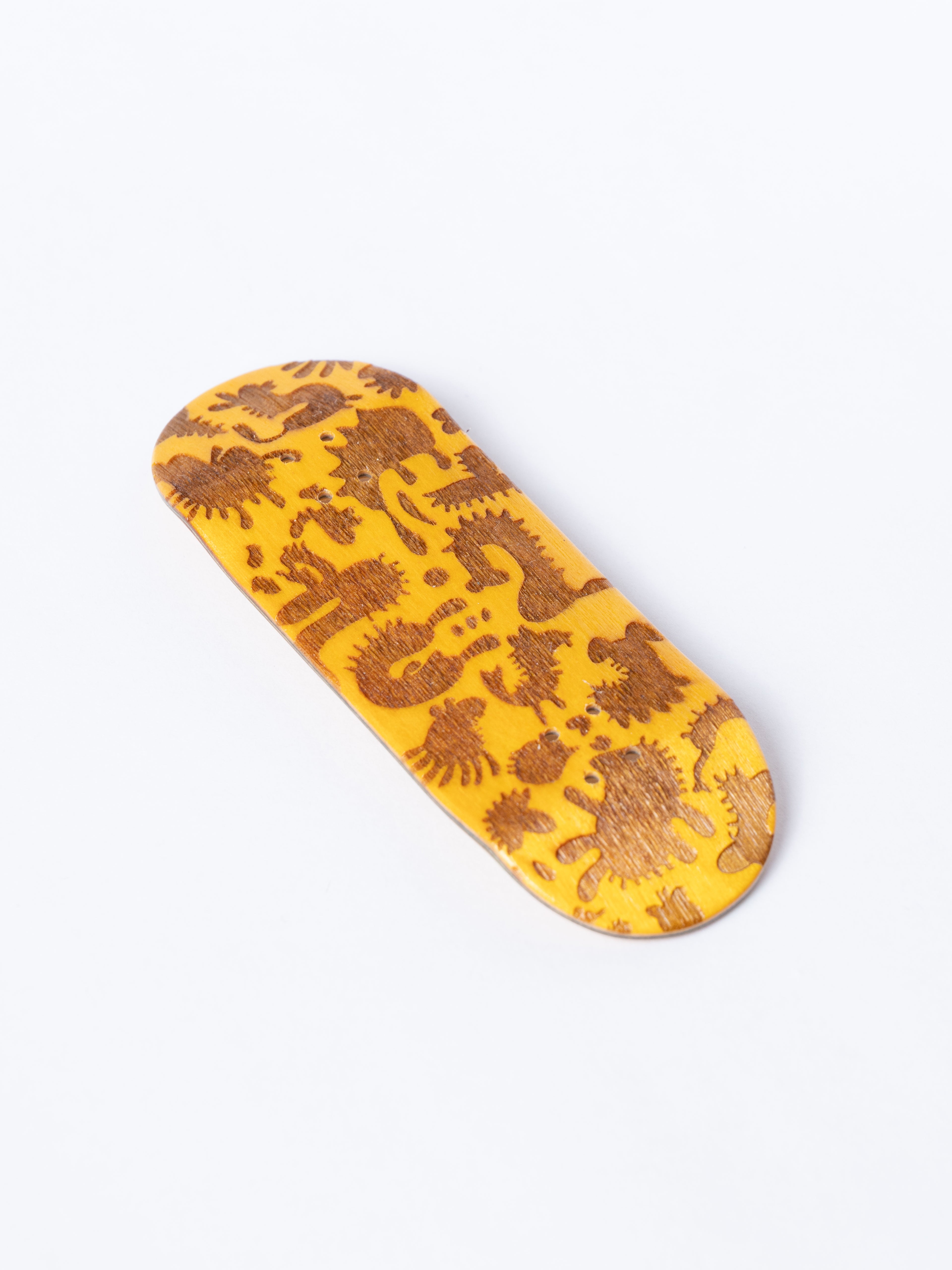 Lauta Fingerboards Engraved Critter