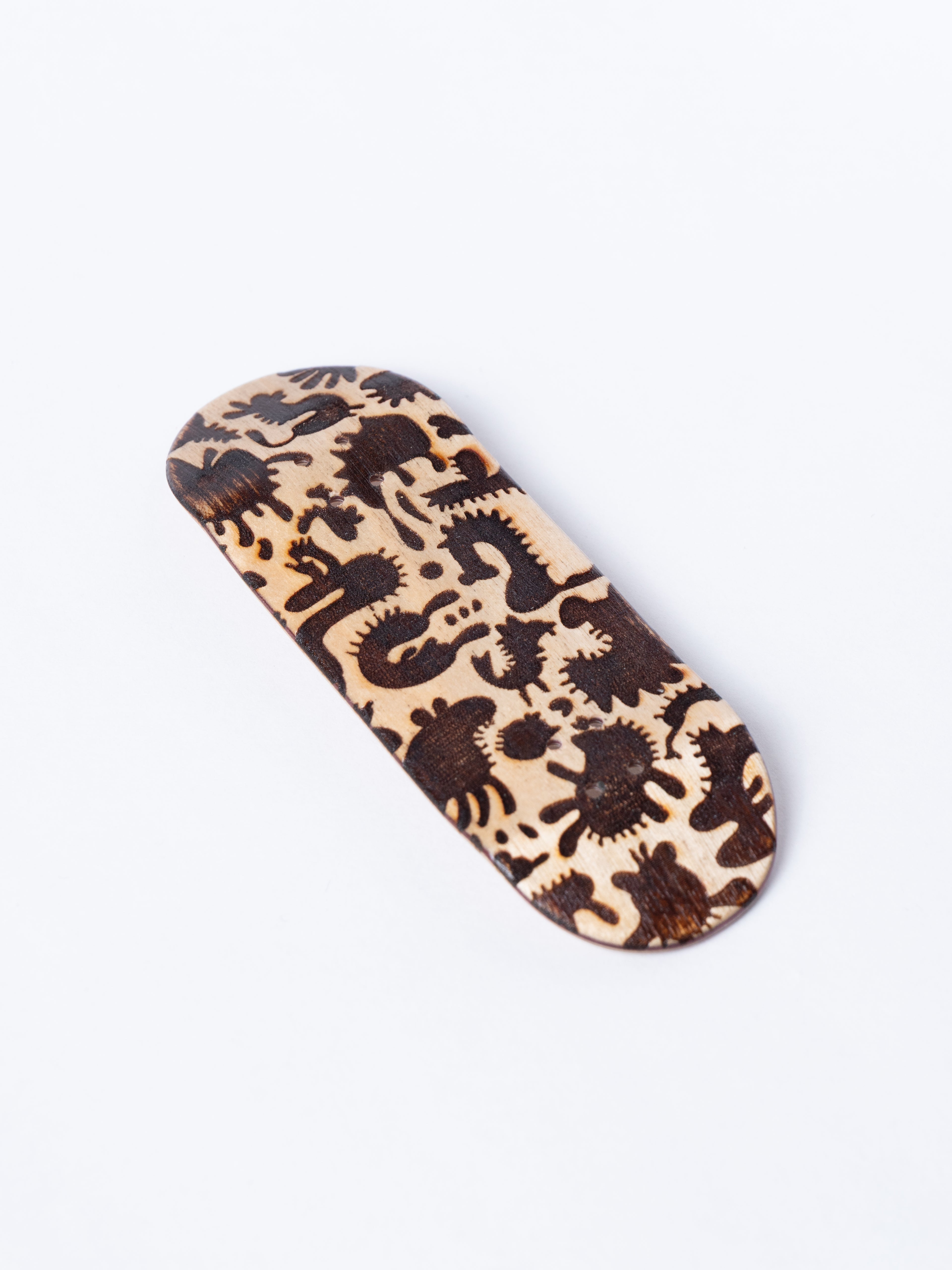 Lauta Fingerboards Engraved Critter